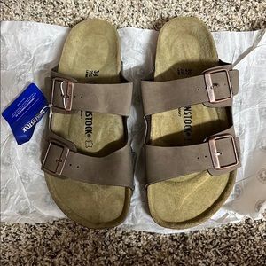 Woman’s Birkenstocks size 8